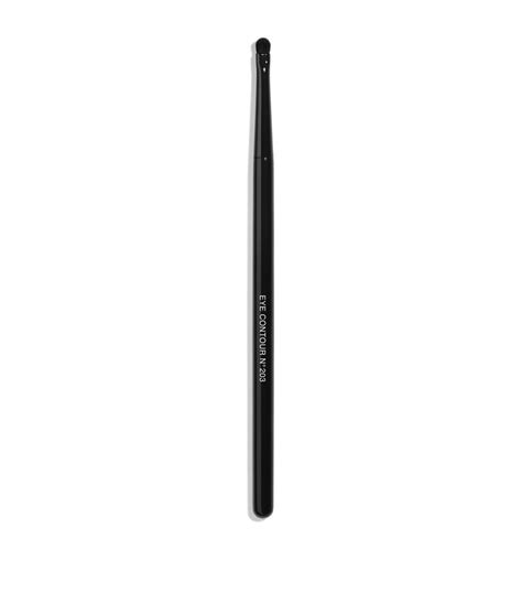 chanel eye contour brush.